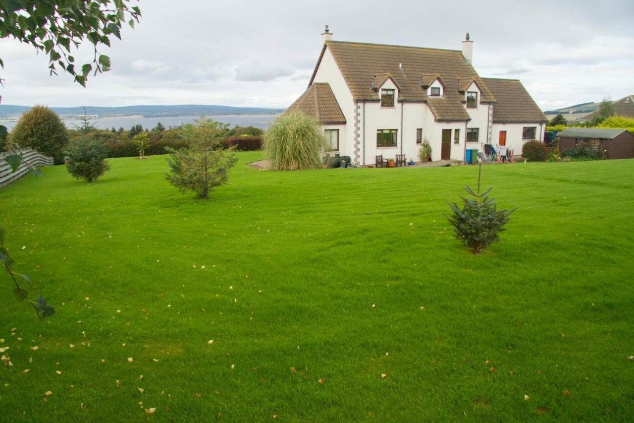 High Fields Bed & Breakfast Cromarty Eksteriør bilde